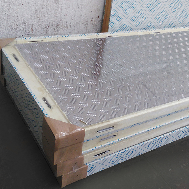 pu panel(PPGI+Embossed Aluminum).jpg pu面板(PPGI+Embossed鋁) .jpg